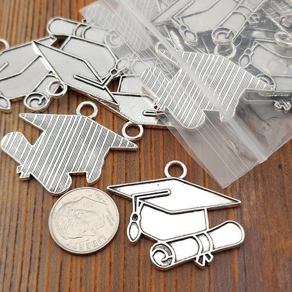 4pcs Graduation Cap & Diploma Charms, silvertone metal - Picture 1 of 1
